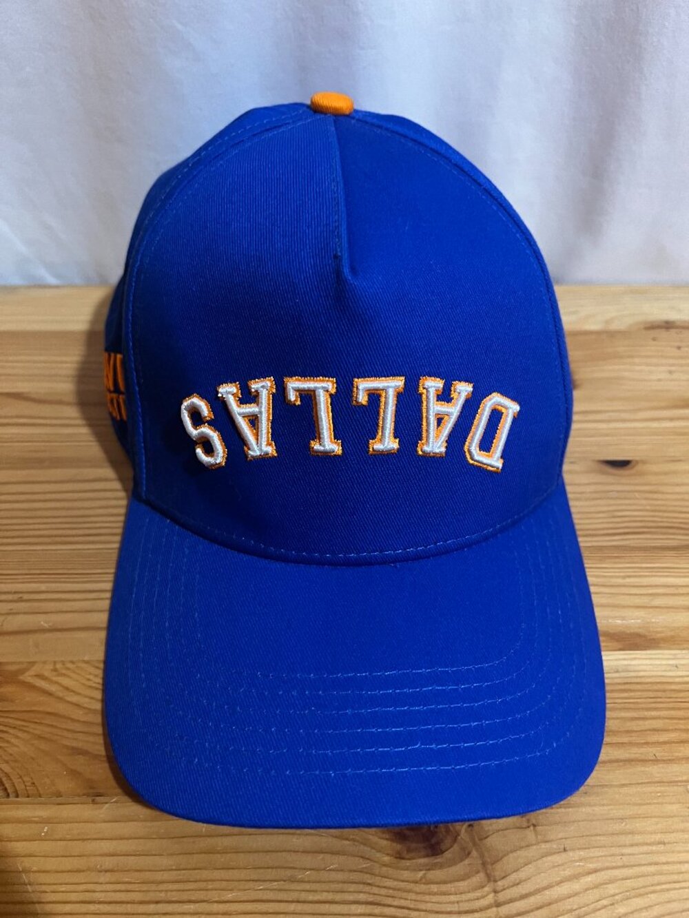 True Brvnd Dave & Busters Upside Dallas Blue Snapback Baseball Hat Cap Used Good